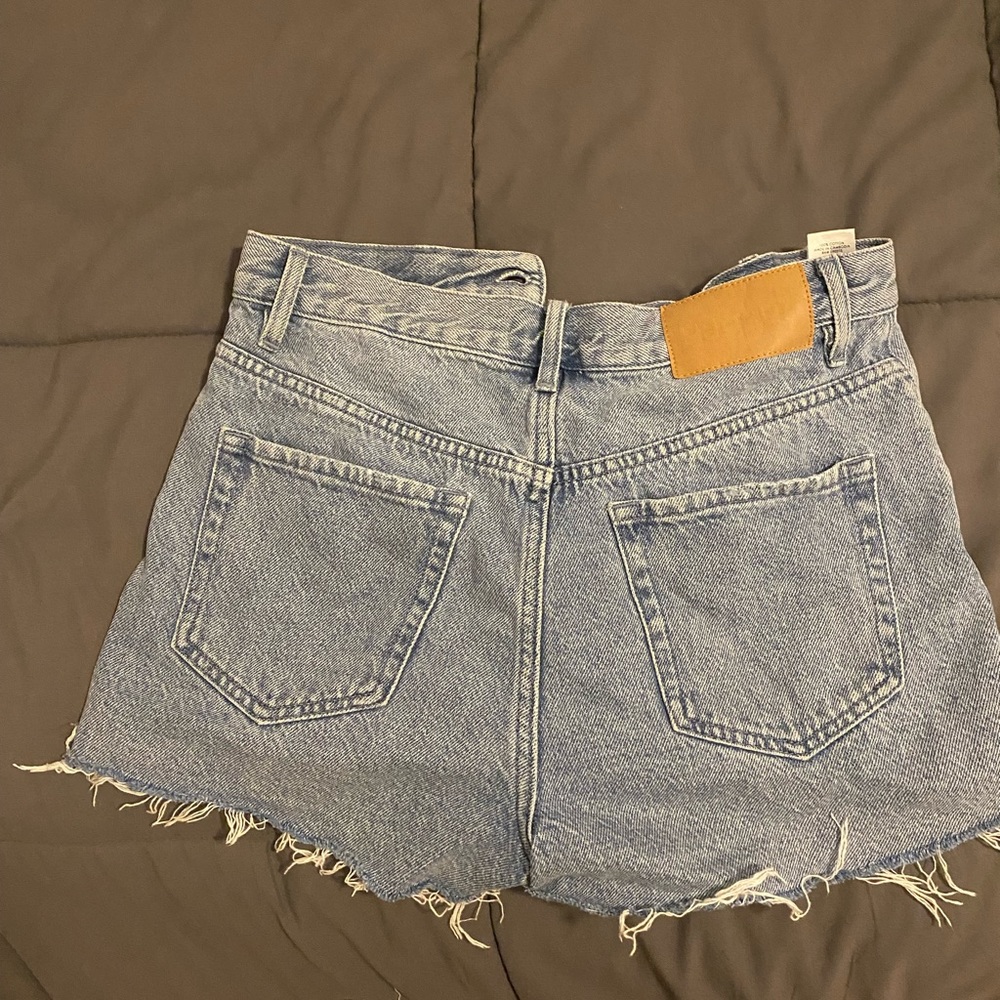 HIGH RISE PACSUN SHORTS!!